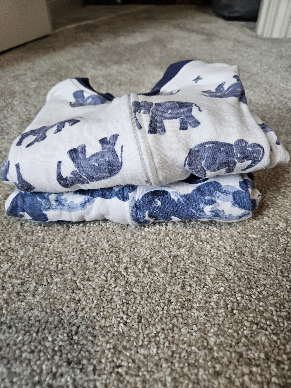 Burts Bees Baby Bundle Of 2 Footed Pajamas Size 6-9 Months - Picture 11 of 11